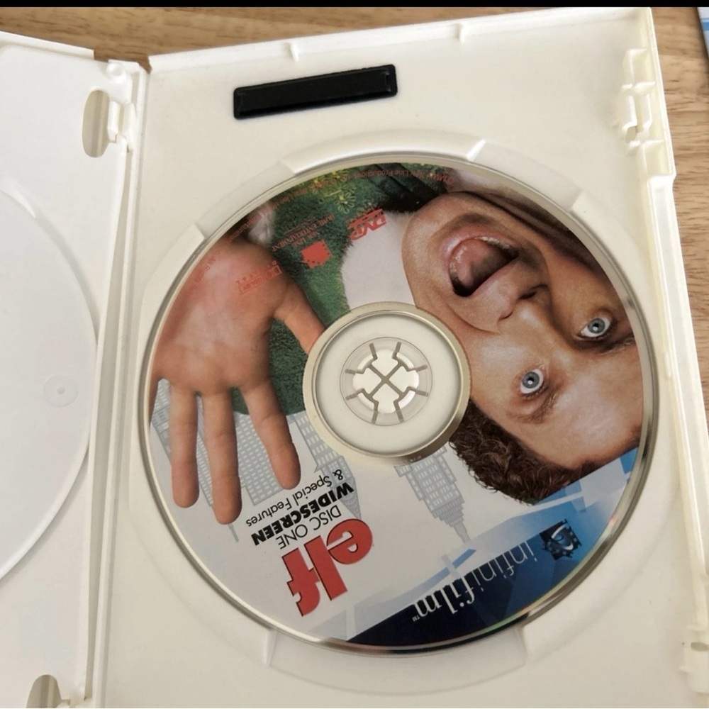 Elf Movie DVD Set - Picture 4 of 4